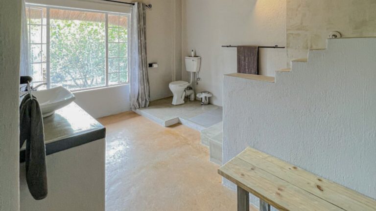 Bathroom 1.1