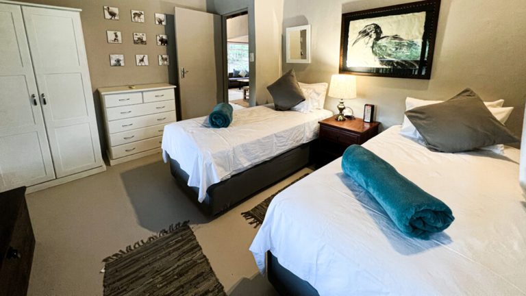 IMG_3610-1024x768 Bedroom 2 (3)